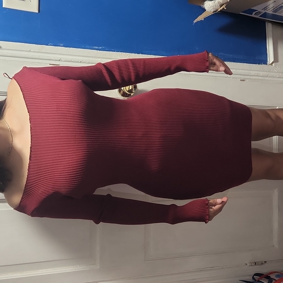 Dress - Picture 2 of 3